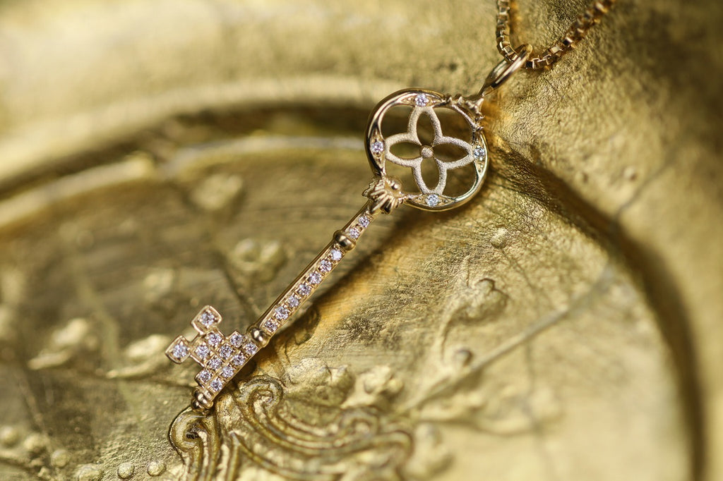 【お値下げ】quarant'otto ホワイトサファイア　ネックレス お値下げ】quarant'otto ホワイトサファイア ネックレス - メルカリ